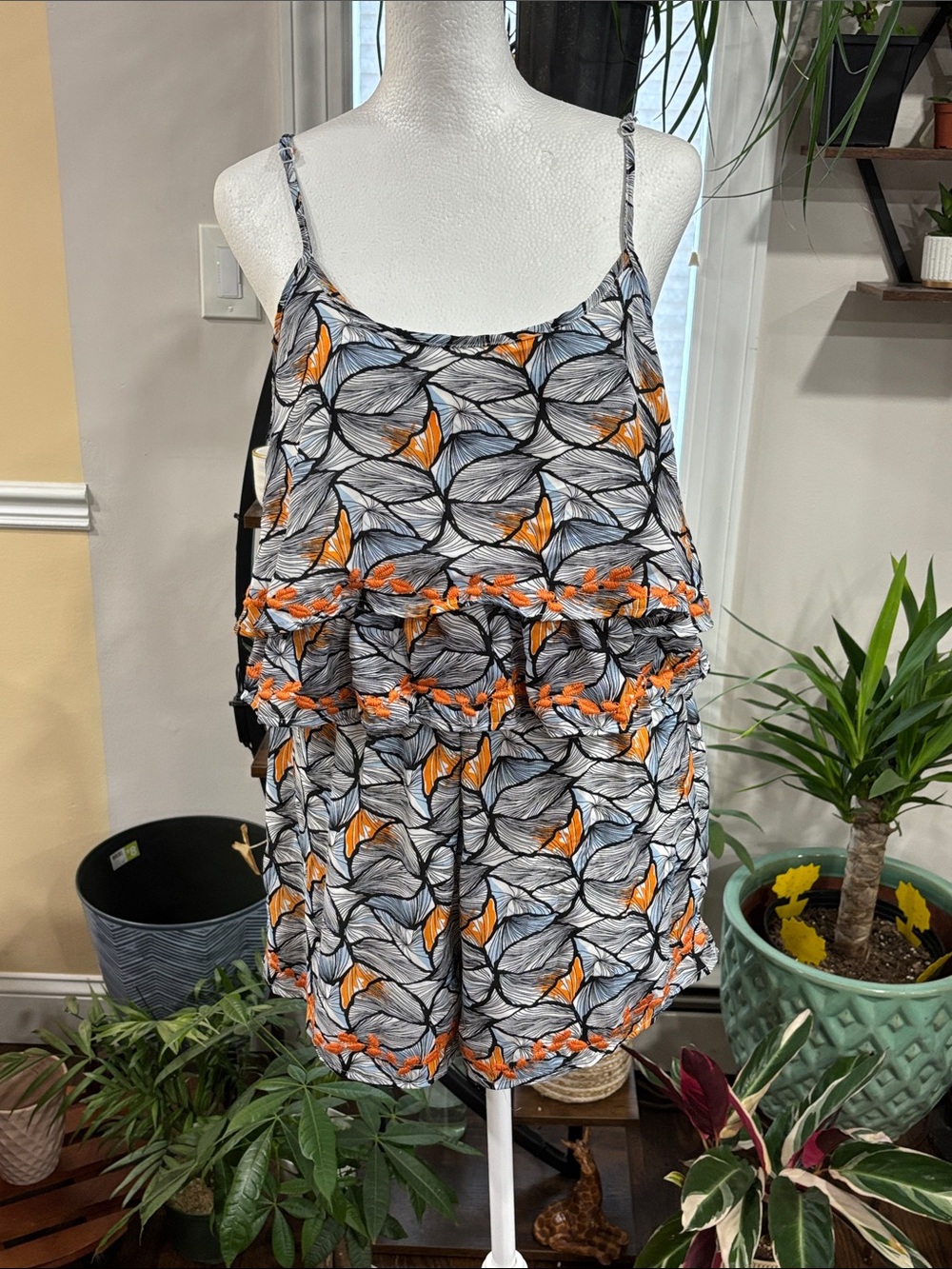 Francesca Alya Leaf Print Ruffle Romper with Orange Accents size L